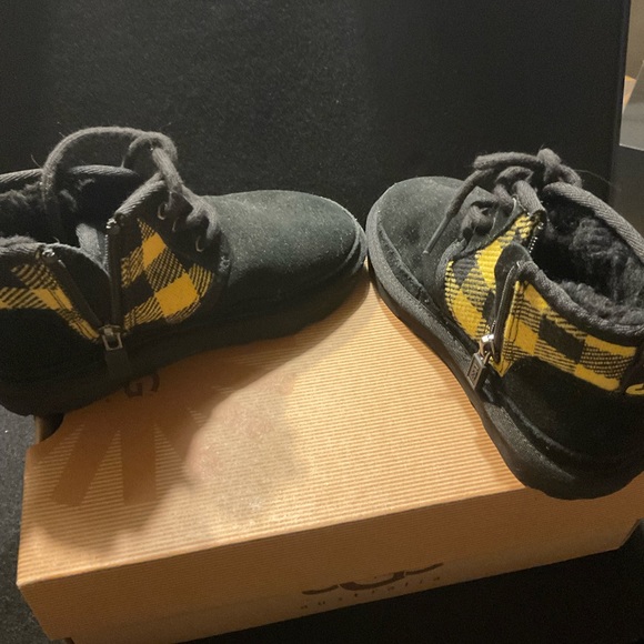 Ugg boots - Picture 3 of 7